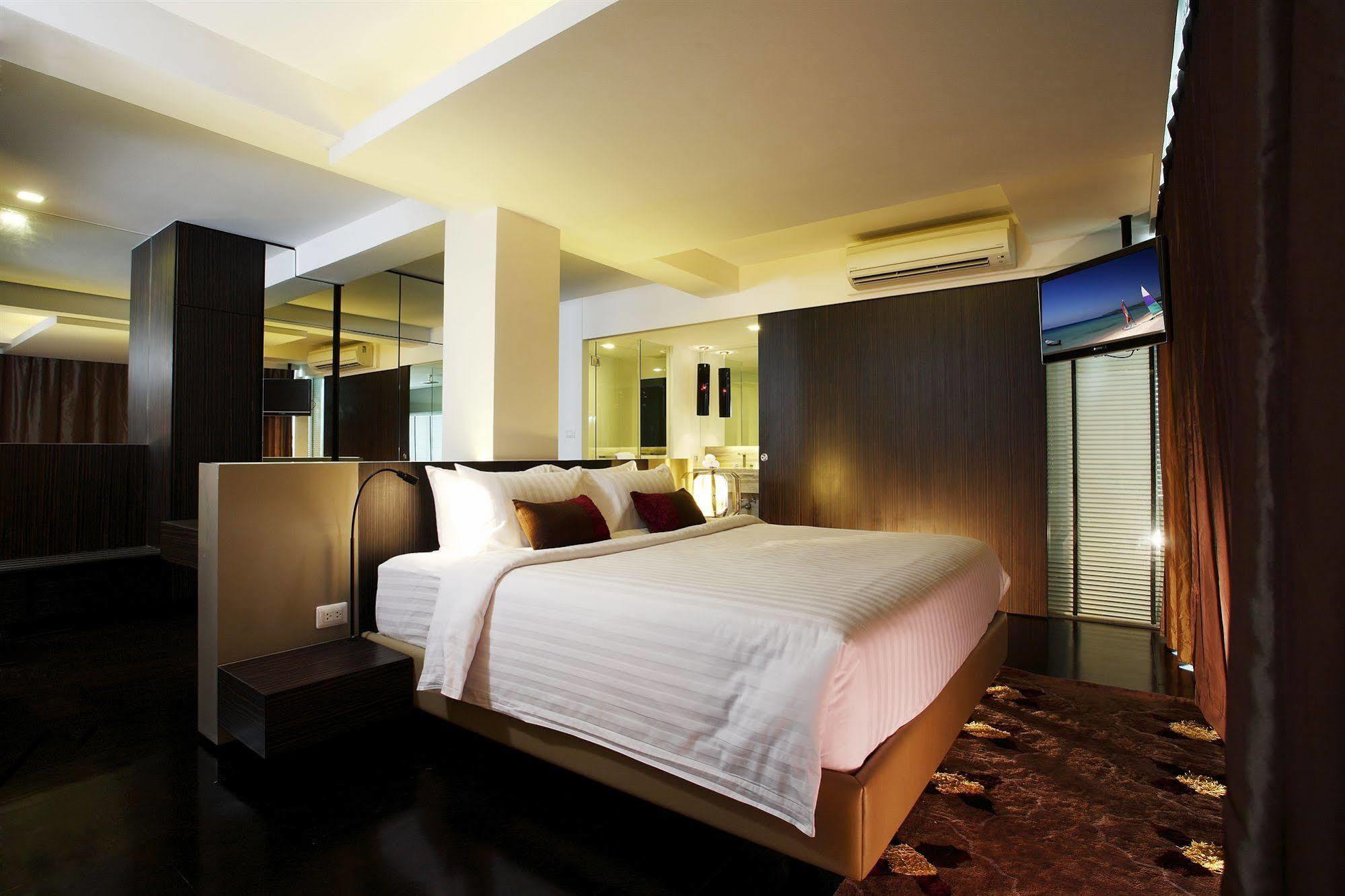 B - Lay Tong Resort Phuket Quarto foto